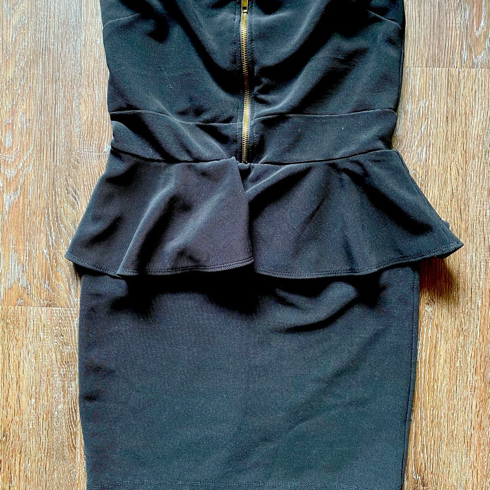 Toska black peplum strapless stretchy mini dress